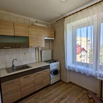 Героїв Майдану вул. (Червоноармійська), 77-В/2
