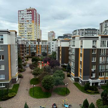 Джерельна вул., 2