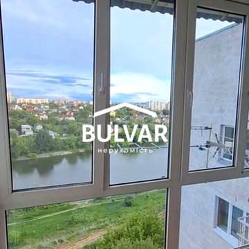 Олексіївська вул., 14б
