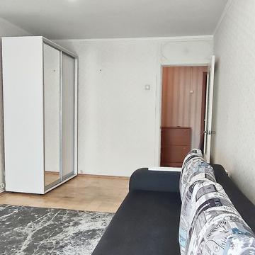 Оболонський просп., 9