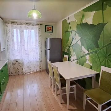Героїв Крут вул. (Червоних Курсантів), 4а