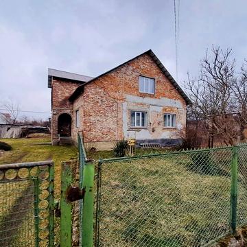 Ровдича вул., 3