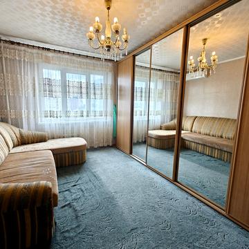 Миколи Бажана просп., 7
