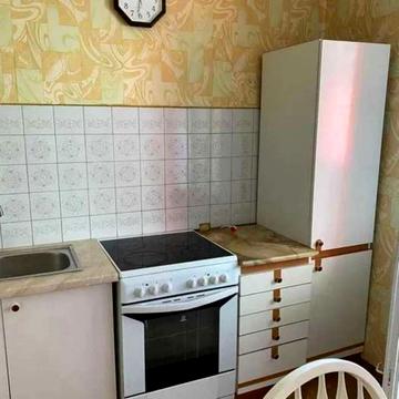 Йорданська вул. (Лайоша Гавро), 9-В