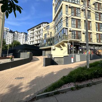 Дмитра Ковальова вул., 20