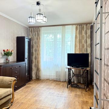Академіка Павлова вул., 309б