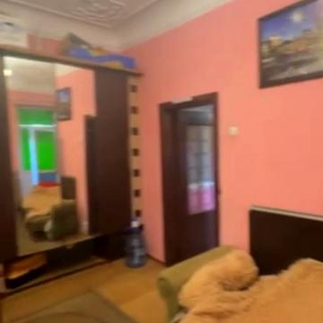 Водопровідна вул., 1