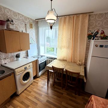 Героїв Дніпра вул., 10