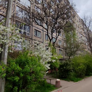 Миколи Руденка бульв. (Кольцова), 5