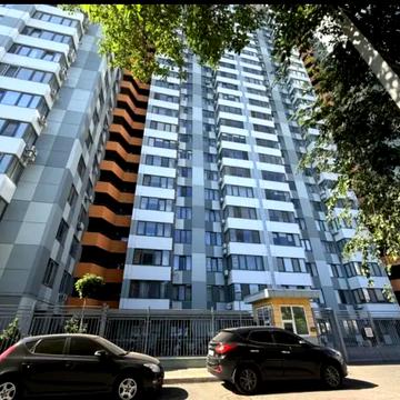 Канатна вул., 122а