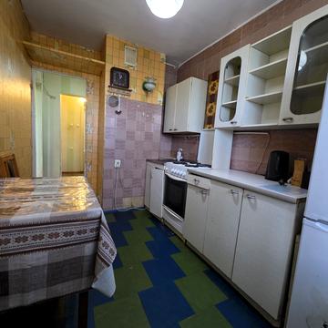 Героїв просп., 1-Б