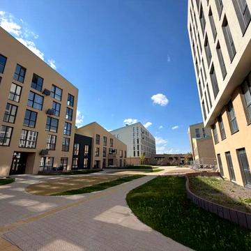 Тараса Шевченка вул., (Будинок 1)