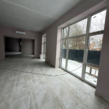 Білогірська вул., 12