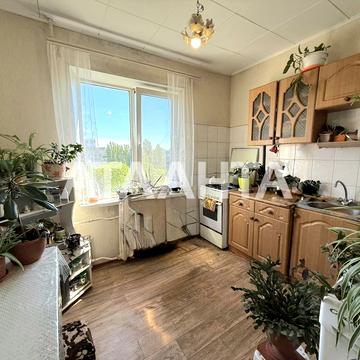 Академіка Корольова вул., 58