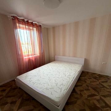 Березинська вул., (Будинок)