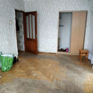 Сергія Корольова вул., 8