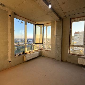 Василя Сухомлинського вул., 36