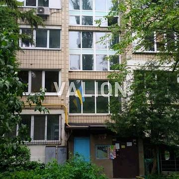 Єреванська вул., 8-А
