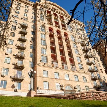 Хрещатик вул. (Kreschatic), 25