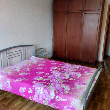 Нескорених вул., 30