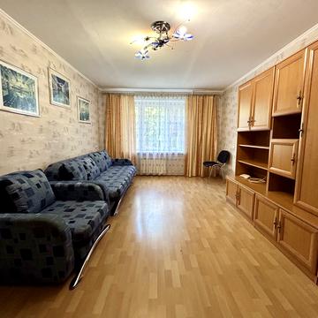 Ігоря Юхновського вул., 30