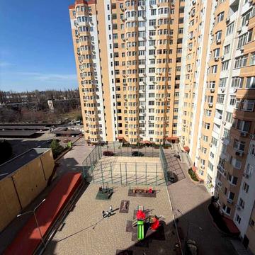 Добровольців вул. (Маршала Говорова), 10в