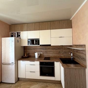 Святослава Ріхтера вул. (Щорса), 148-А