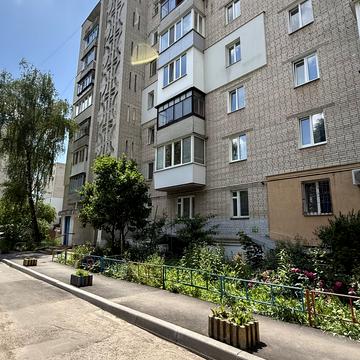 Данила Галицького вул. (40-річчя Перемоги), 50