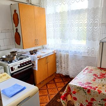 Вацлава Гавела бульв. (Івана Лепсе), 27-А