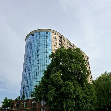 Староміська вул., 1/1