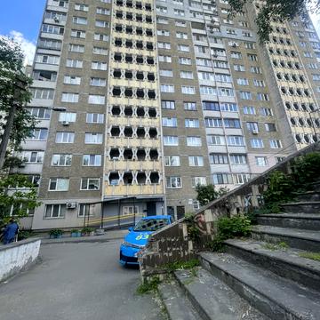 Вадима Гетьмана вул., 40