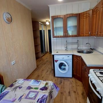 Гвардійців-Широнінців вул., 97
