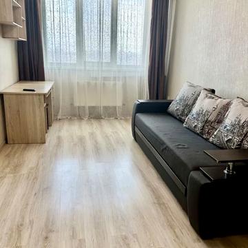 Віталія Нестеренка вул., 1б