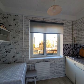 Богатирська вул., 10
