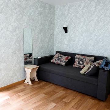 Криворізька вул., 30