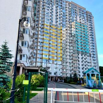 Академіка Заболотного вул., 15-В