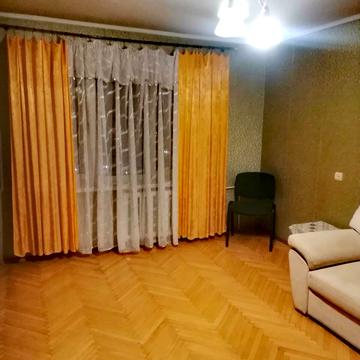 Миру пл., 37