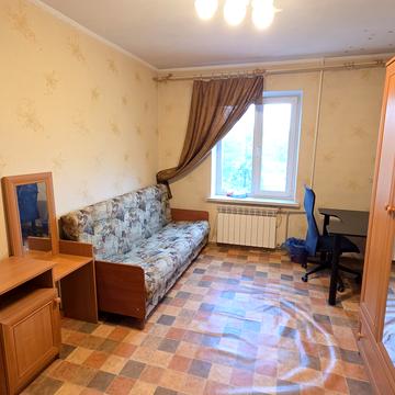 Симиренка вул., 18