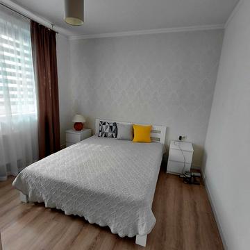 Ревуцького вул., 40-Г