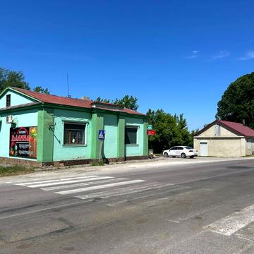 Центральна, 4