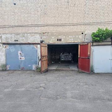Космічна вул., 115