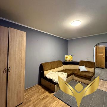 Університетський просп., 21