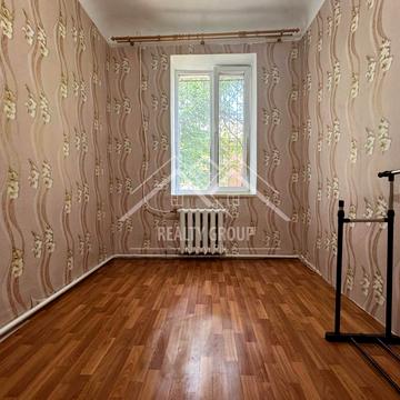 Вадима Гурова вул. (Постишева), 52