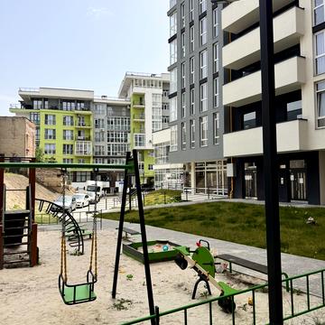 Тараса Шевченка вул., (Будинок 9)
