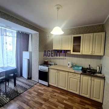 Львівська вул., 3