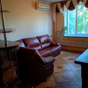 Перемоги просп., 72