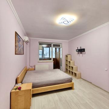 Зоопаркова вул., 10