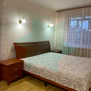 Олександра Поля просп. (Кірова), 52
