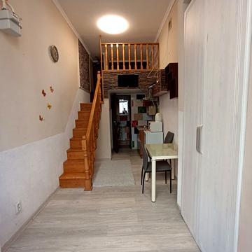 Пантелеймона Куліша вул., 31