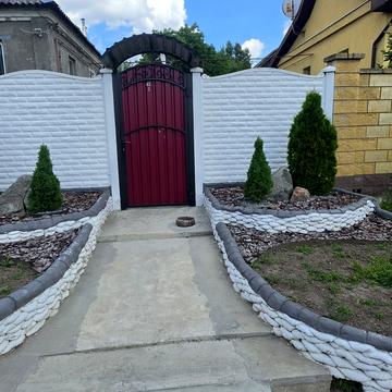 Якова Острянина вул. (Сировця), 43